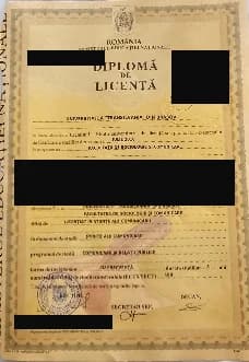 Diplomă de licență, cu datele personale redactate